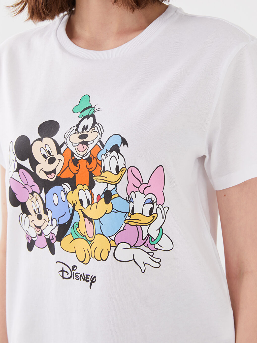 Beyaz Bisiklet Yaka Mickey Mouse Baskılı Kısa Kollu Kadın Tişört-3