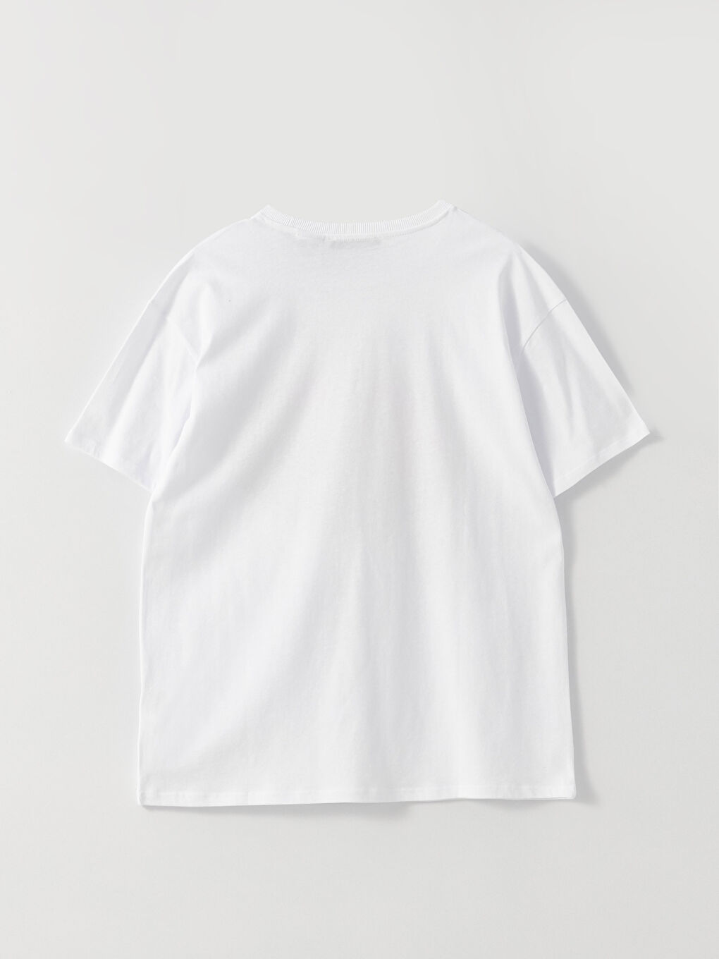 Beyaz Bisiklet Yaka Mickey Mouse Baskılı Kısa Kollu Kadın Tişört-6