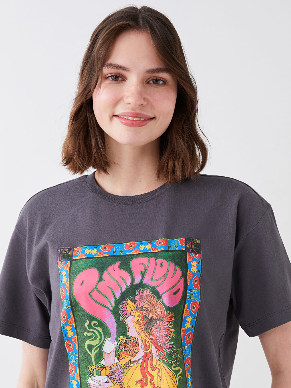 XSIDE Crew Neck Pink Floyd Printed Short Sleeve Women's T-Shirt -S3FB04Z8-RFL