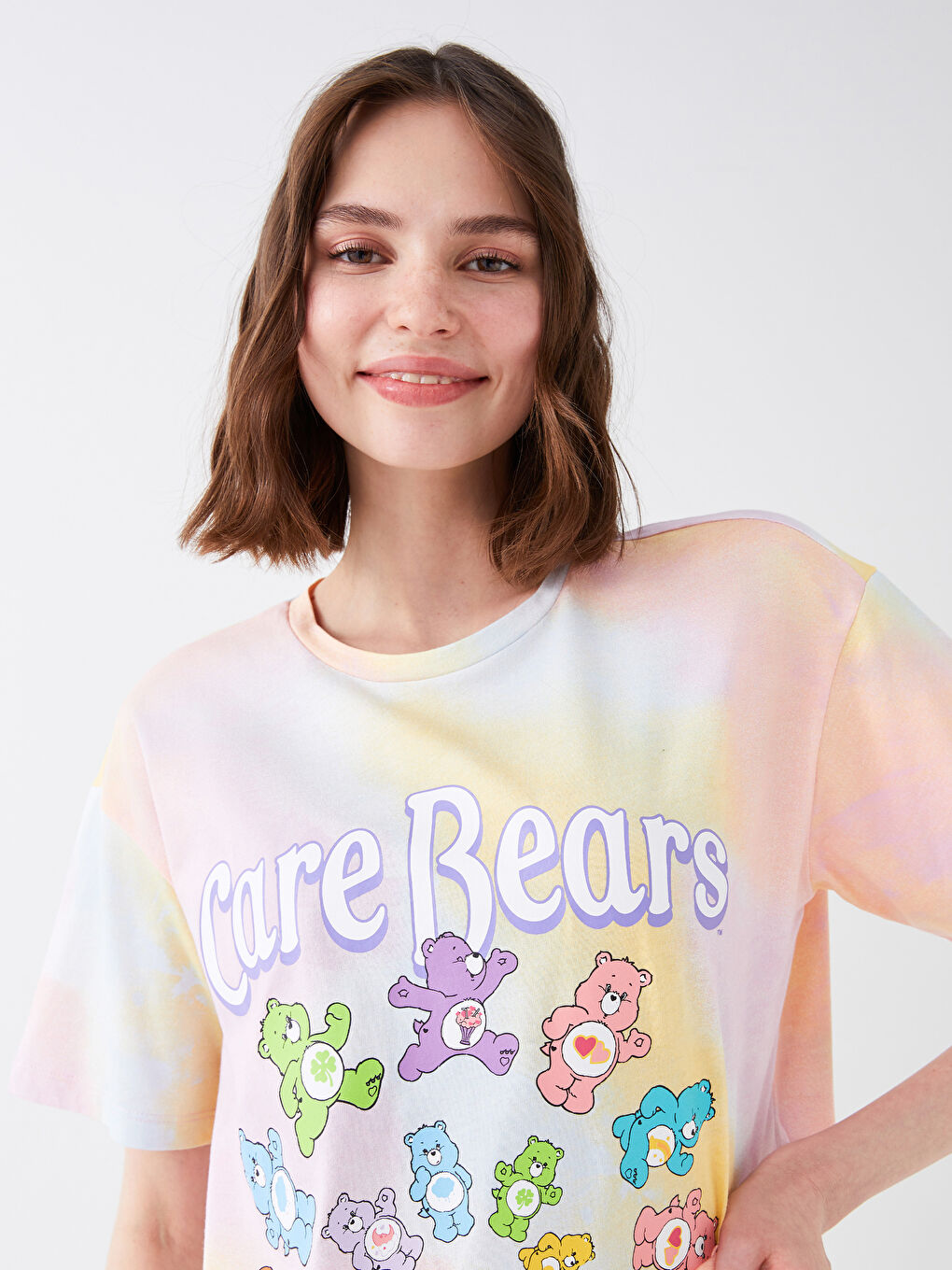 Pembe Bisiklet Yaka Care Bears Baskılı Kadın Tişört-1