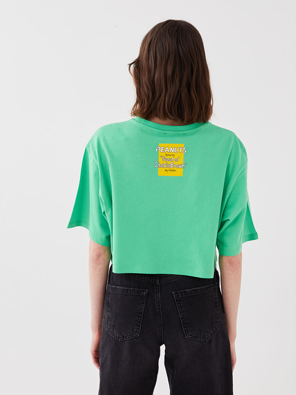 Yeşil Bisiklet Yaka Peanuts Baskılı Kısa Kollu Kadın Crop-5