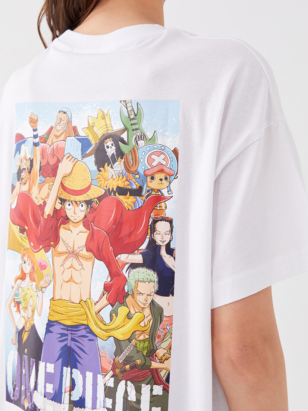 Beyaz Bisiklet Yaka One Piece Baskılı Kısa Kollu Kadın Tişört-4