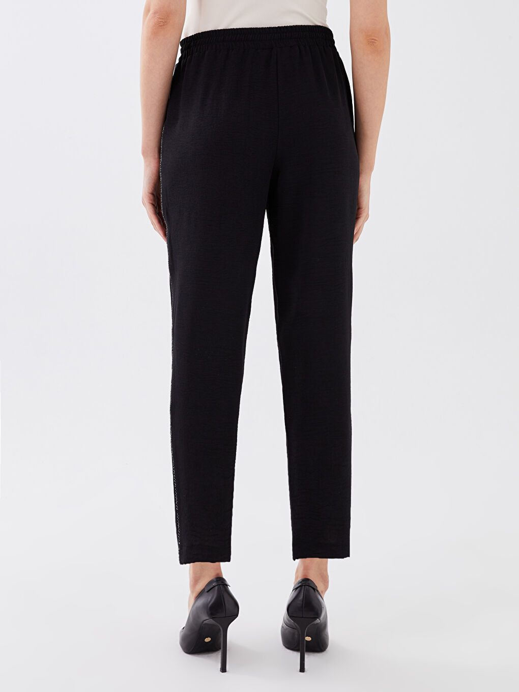 Siyah Kadın Beli Lastikli Düz Pantolon-4