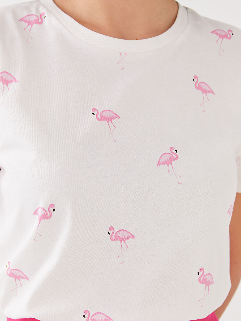 Әйелдерге арналған дөңгелек жағалы өрнекті қысқа жең футболка-3