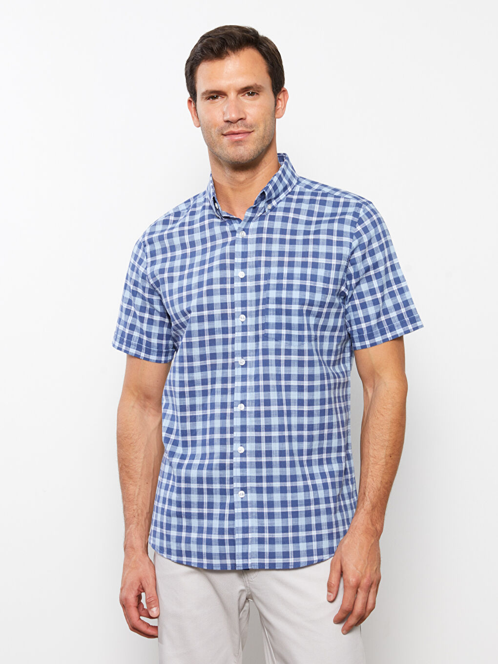 LCWAIKIKI Classic Regular Fit Short Sleeve Plaid Poplin Men's Shirt -S3FD04Z8-LN6