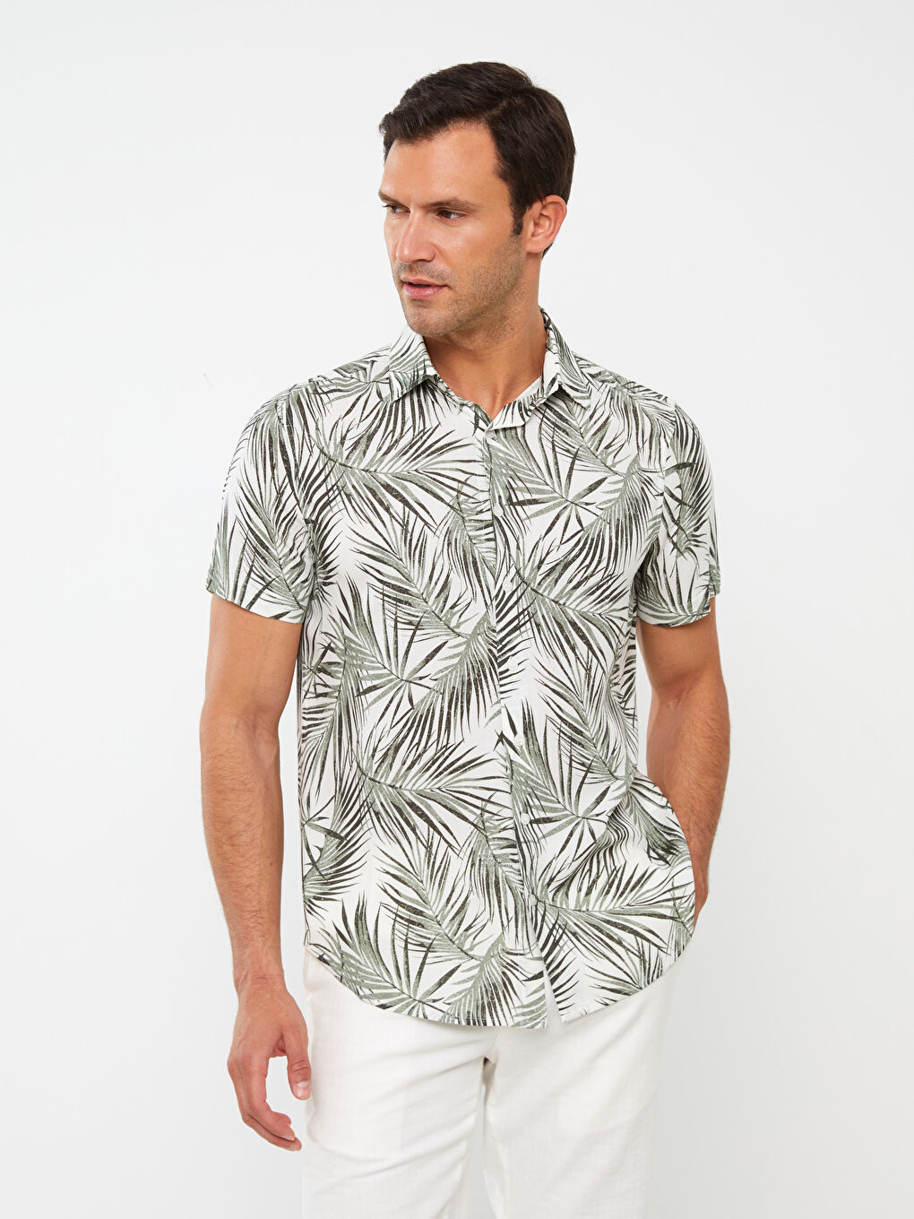 Chemise pour Hommes à Manches Courtes À Motifs en Viscose Coupe Régulière-1
