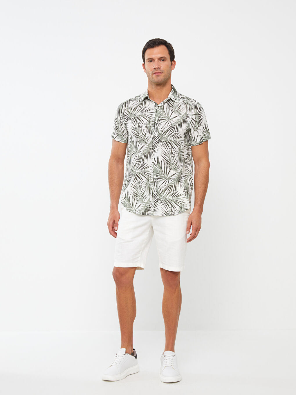 Chemise pour Hommes à Manches Courtes À Motifs en Viscose Coupe Régulière-2