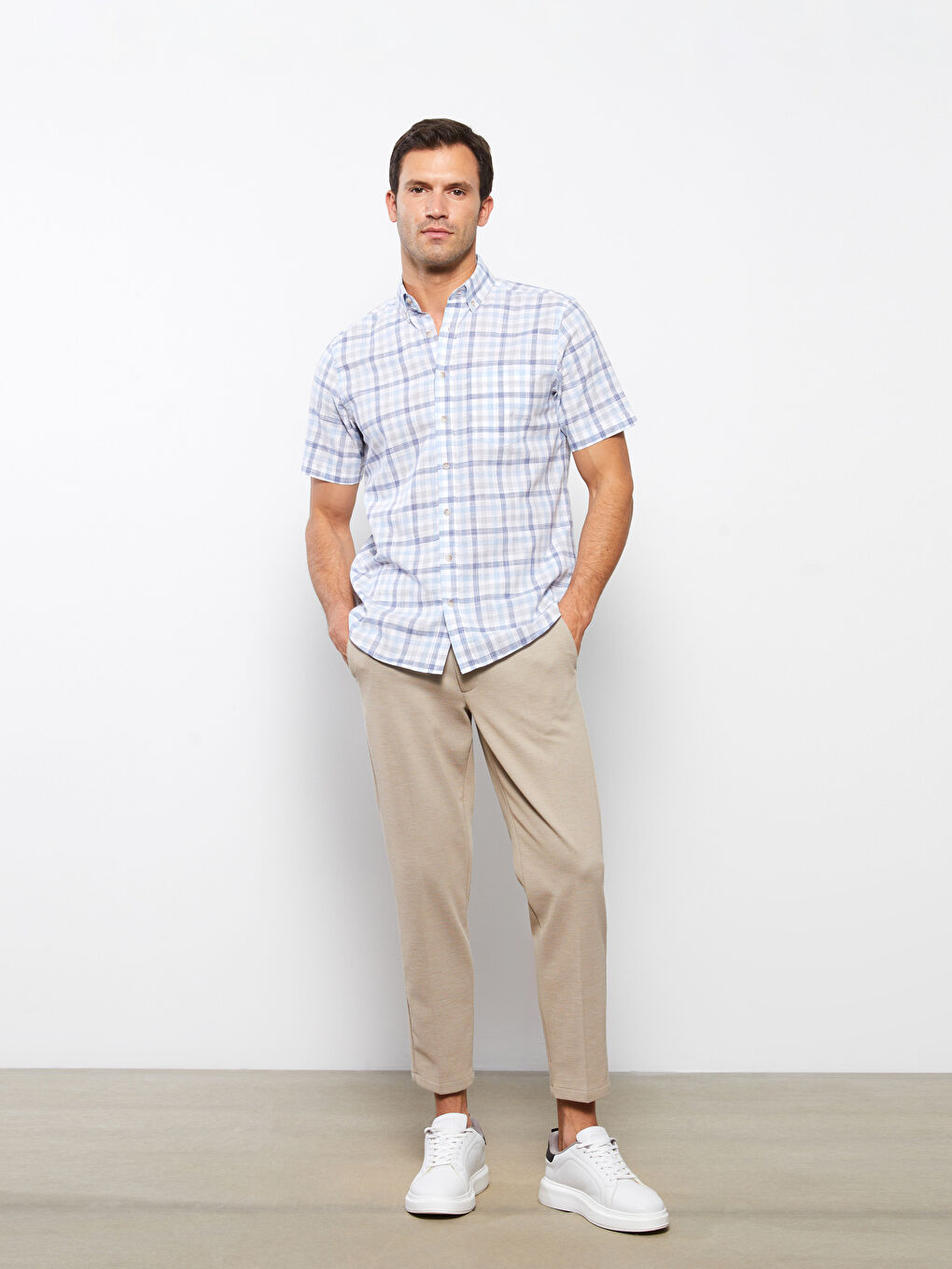 Chemise Écossais à Manches Courtes pour Hommes Ajustée Régulière-1