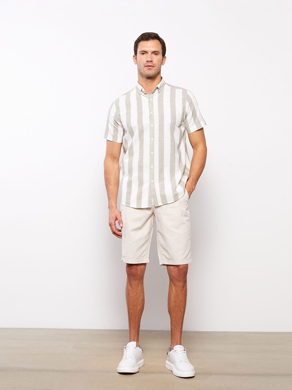 Haki Regular Fit Kısa Kollu Çizgili Erkek Gömlek-1