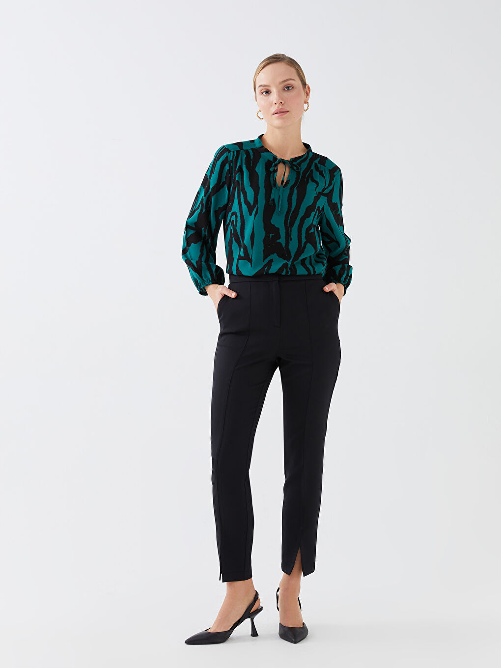 Брюки стандартного кроя с карманами для женщин-1