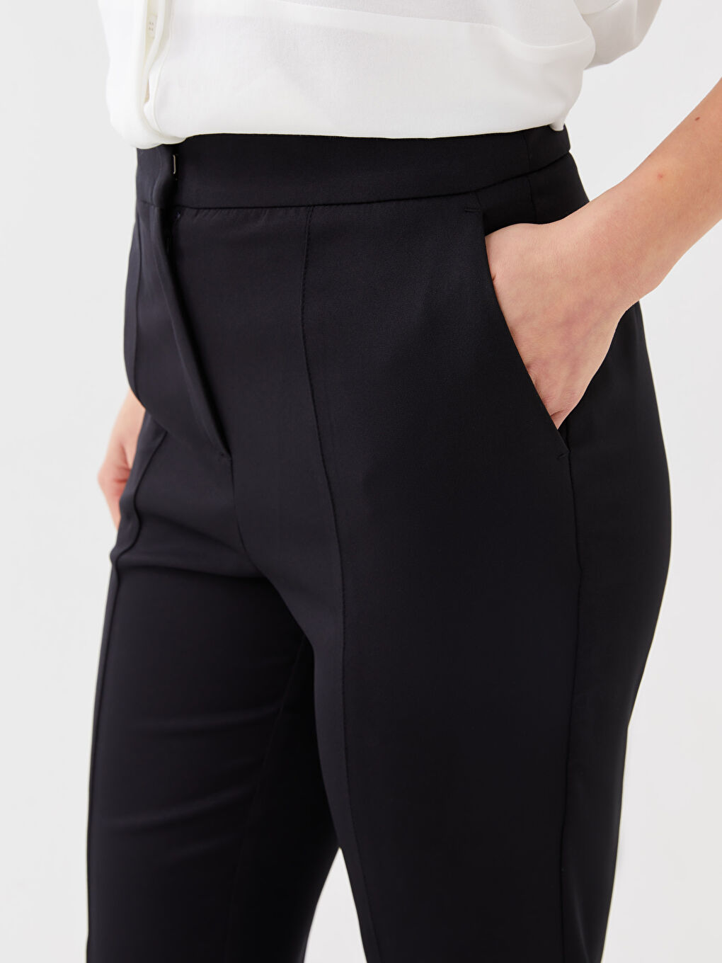 Брюки стандартного кроя с карманами для женщин-2