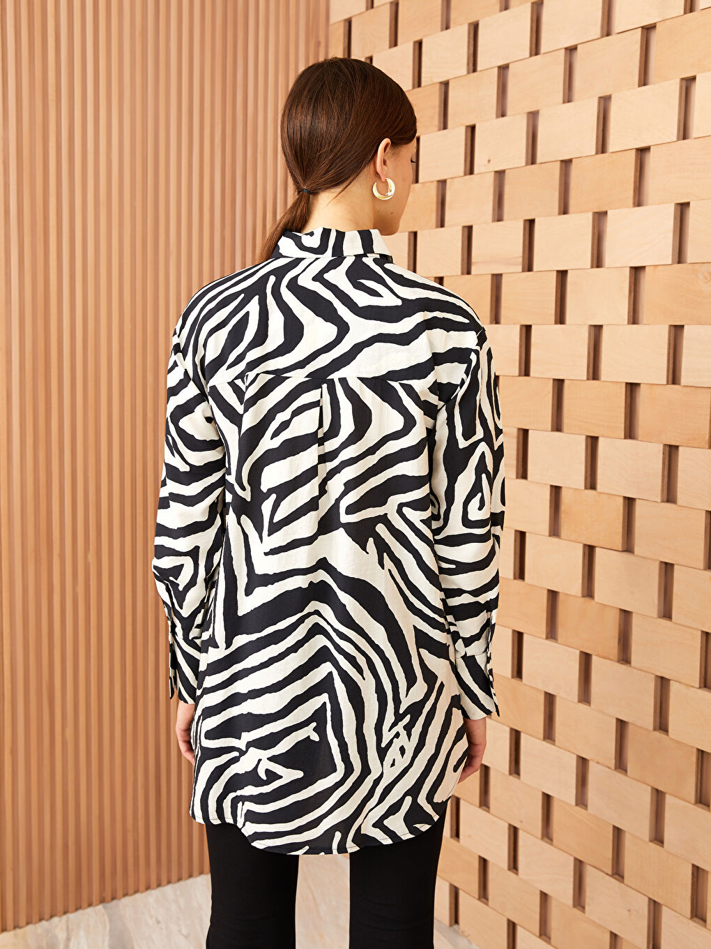 قميص تونيك منقوش للسيدات-4