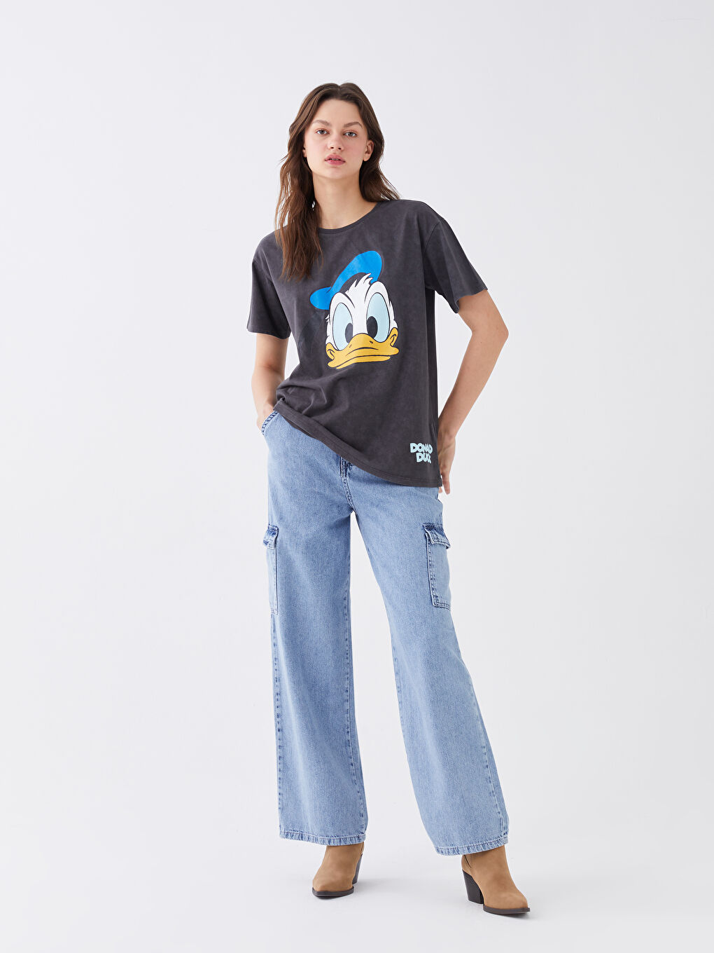 Antrasit Kadın Bisiklet Yaka Donald Duck Baskılı Tişört-3