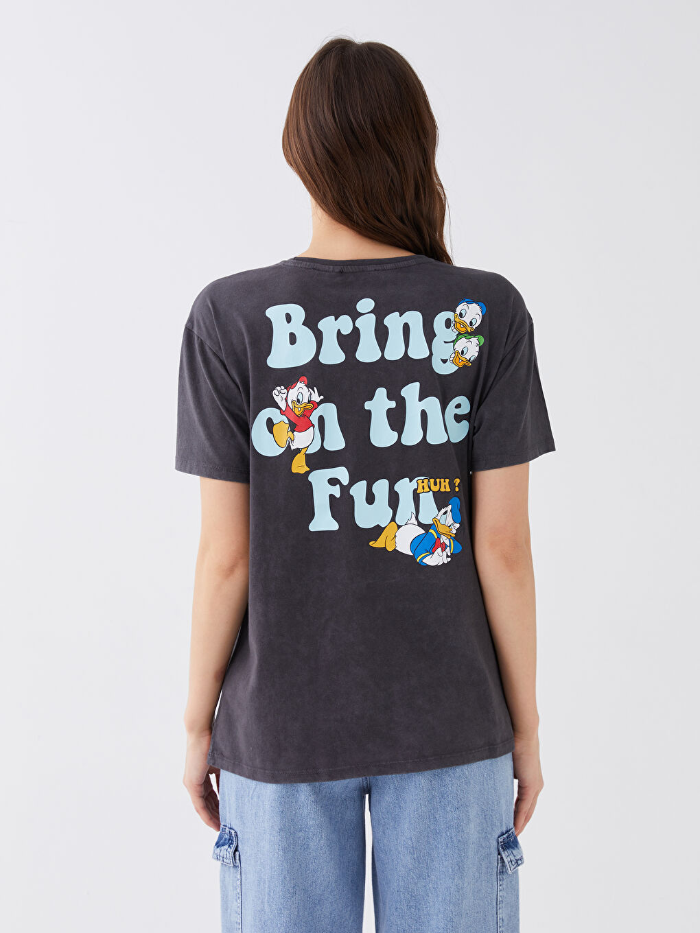 Antrasit Kadın Bisiklet Yaka Donald Duck Baskılı Tişört-5