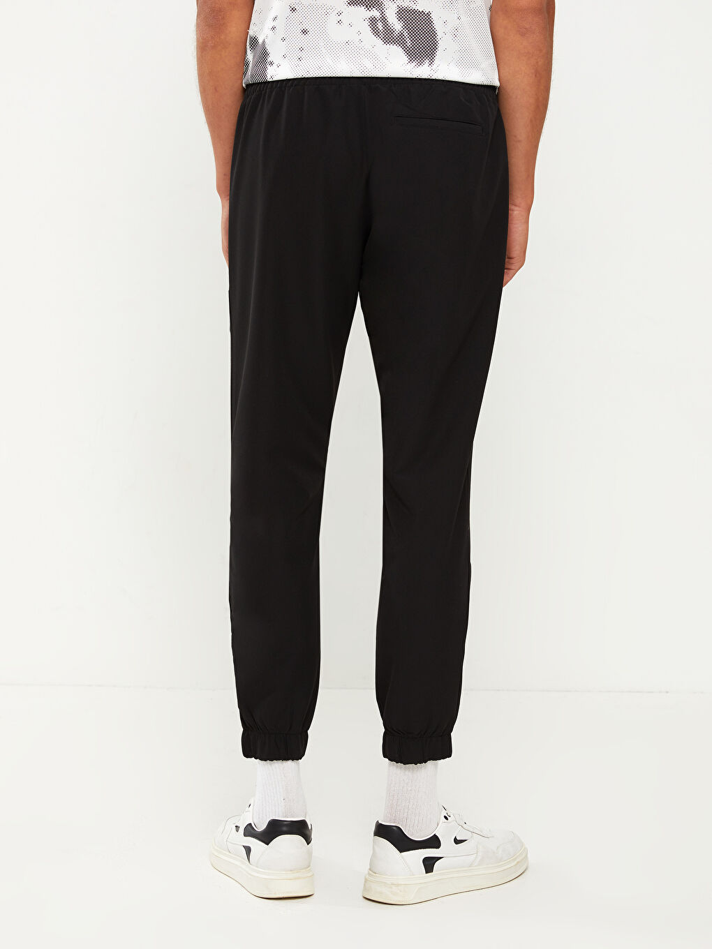 Siyah Standart Kalıp Erkek Jogger Pantolon-4