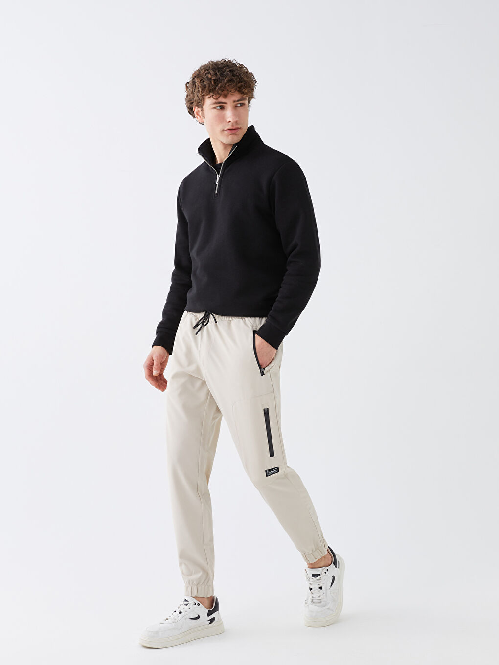 Bej Standart Kalıp Erkek Jogger Pantolon