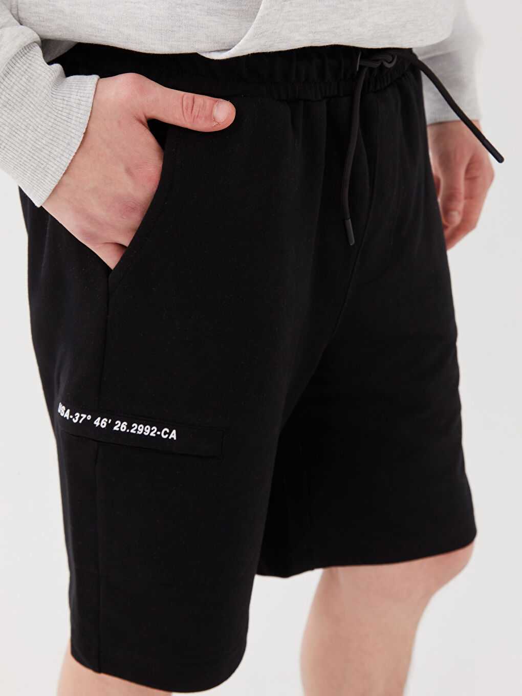 Siyah Standart Kalıp Erkek Şort-2