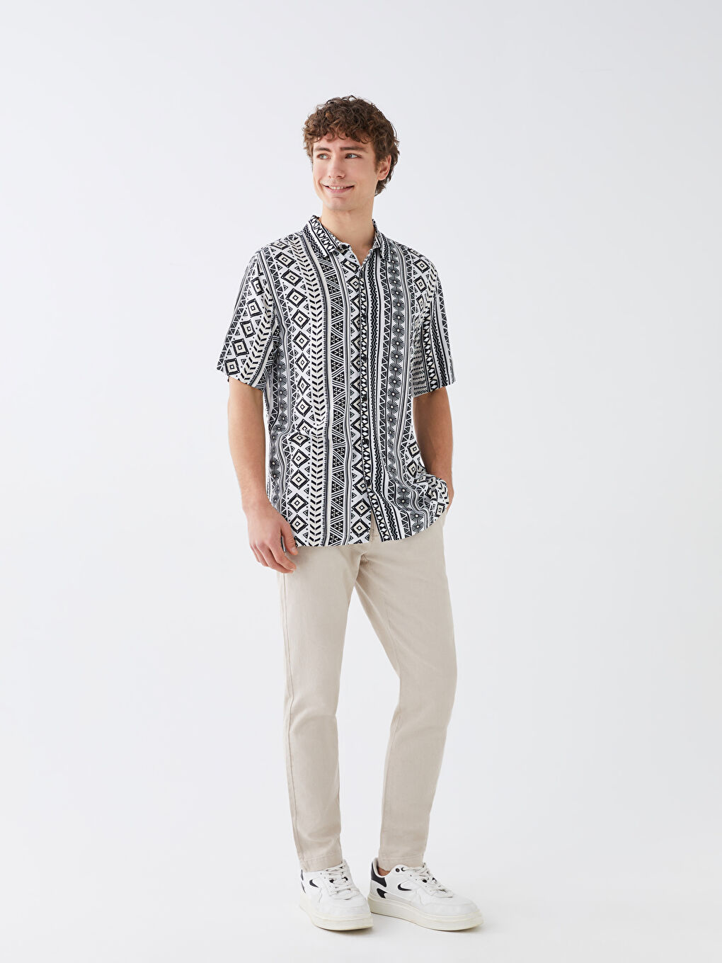 Ekru Regular Fit Kısa Kollu Desenli Erkek Gömlek-2