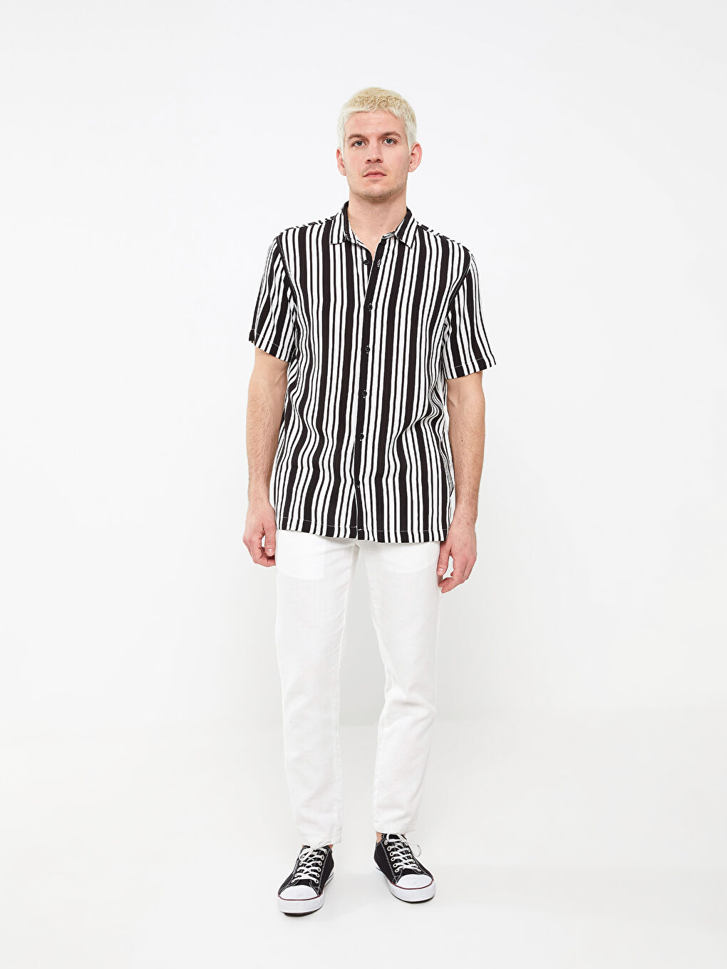 Siyah Regular Fit Kısa Kollu Çizgili Erkek Gömlek-2