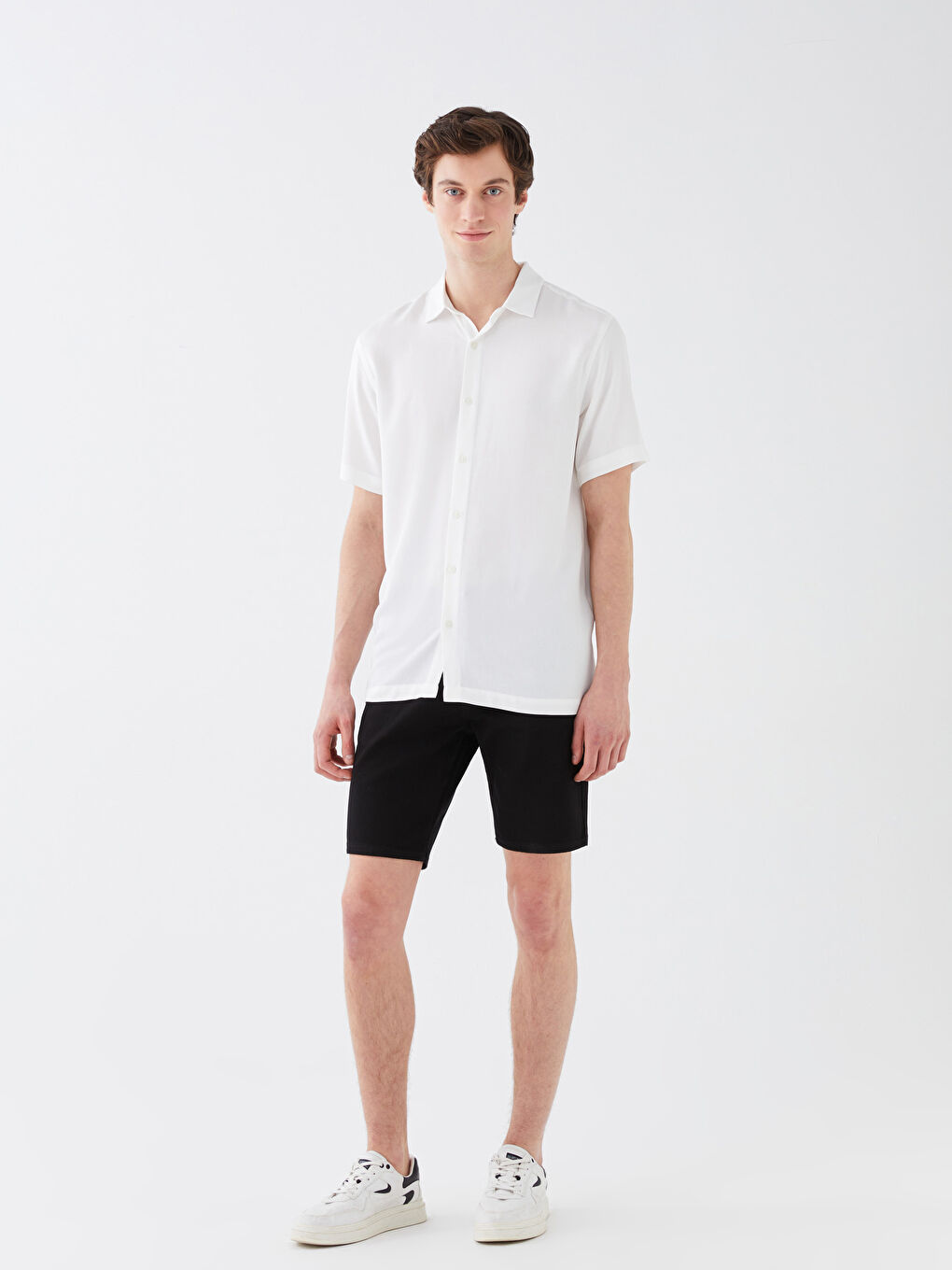 Beyaz Regular Fit Kısa Kollu Viskon Erkek Gömlek-2