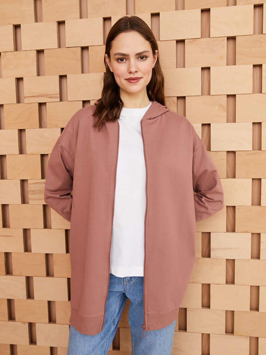 Kahverengi Kapüşonlu Düz Uzun Kollu Oversize Kadın Spor Hırka-1