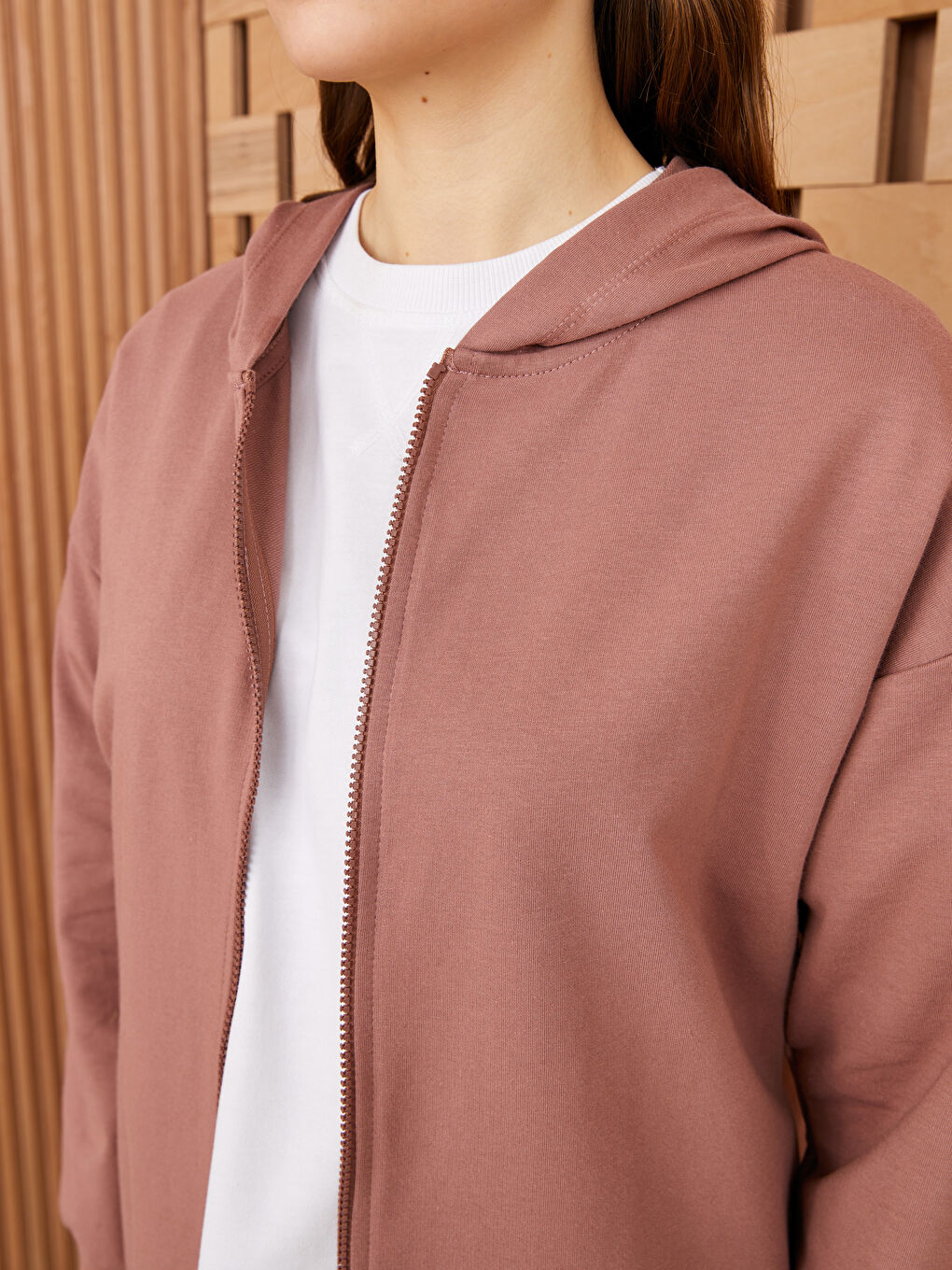 Kahverengi Kapüşonlu Düz Uzun Kollu Oversize Kadın Spor Hırka-3