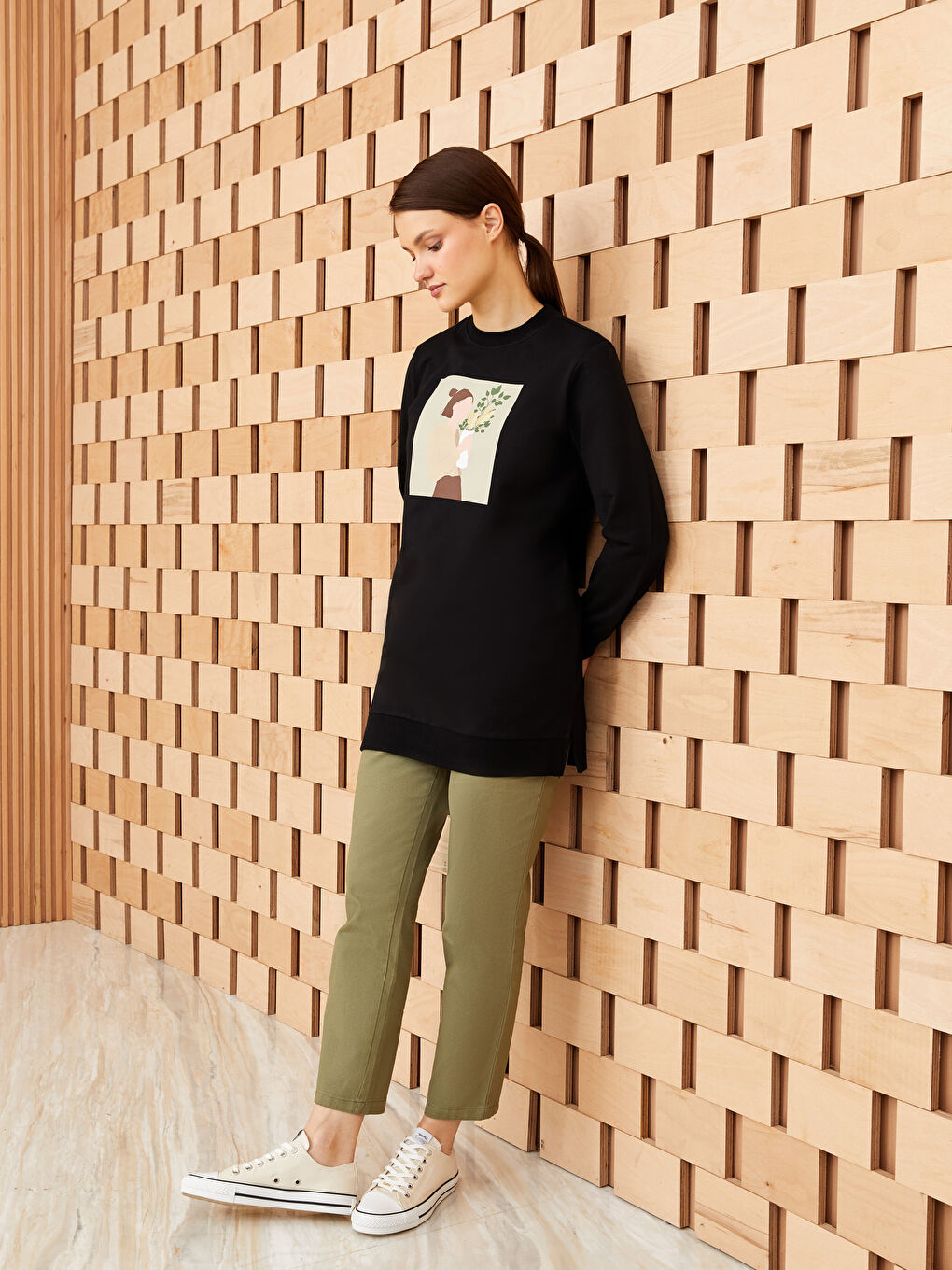 Crew Neck Printed Long Sleeve Women's Sweatshirt Tunic-2