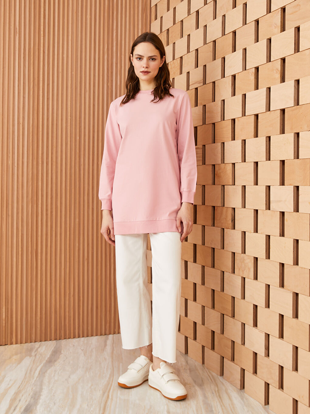 تونيك كنزة رياضية سادة برقبة دائرية وكم طويل للسيدات-2