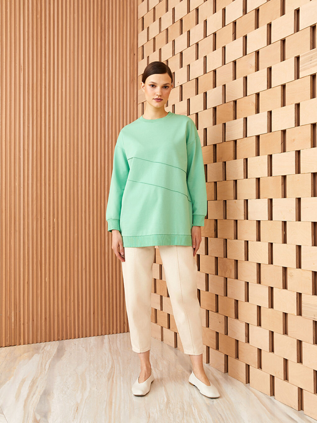 تونيك كنزة رياضية سادة برقبة دائرية وكم طويل للسيدات-2