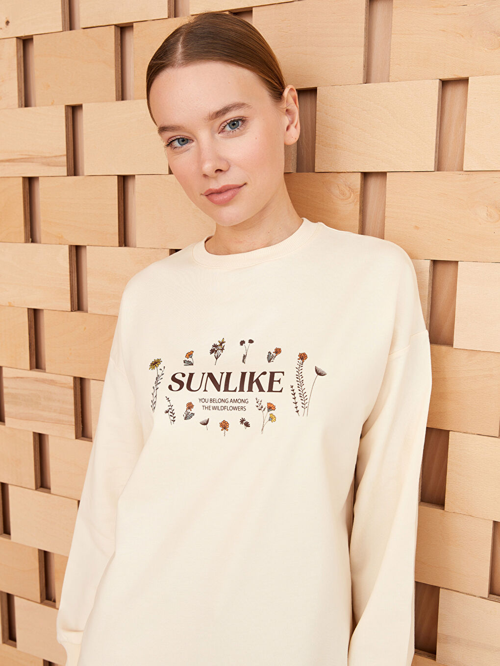 Crew Neck Printed Long Sleeve Women's Sweatshirt Tunic-2