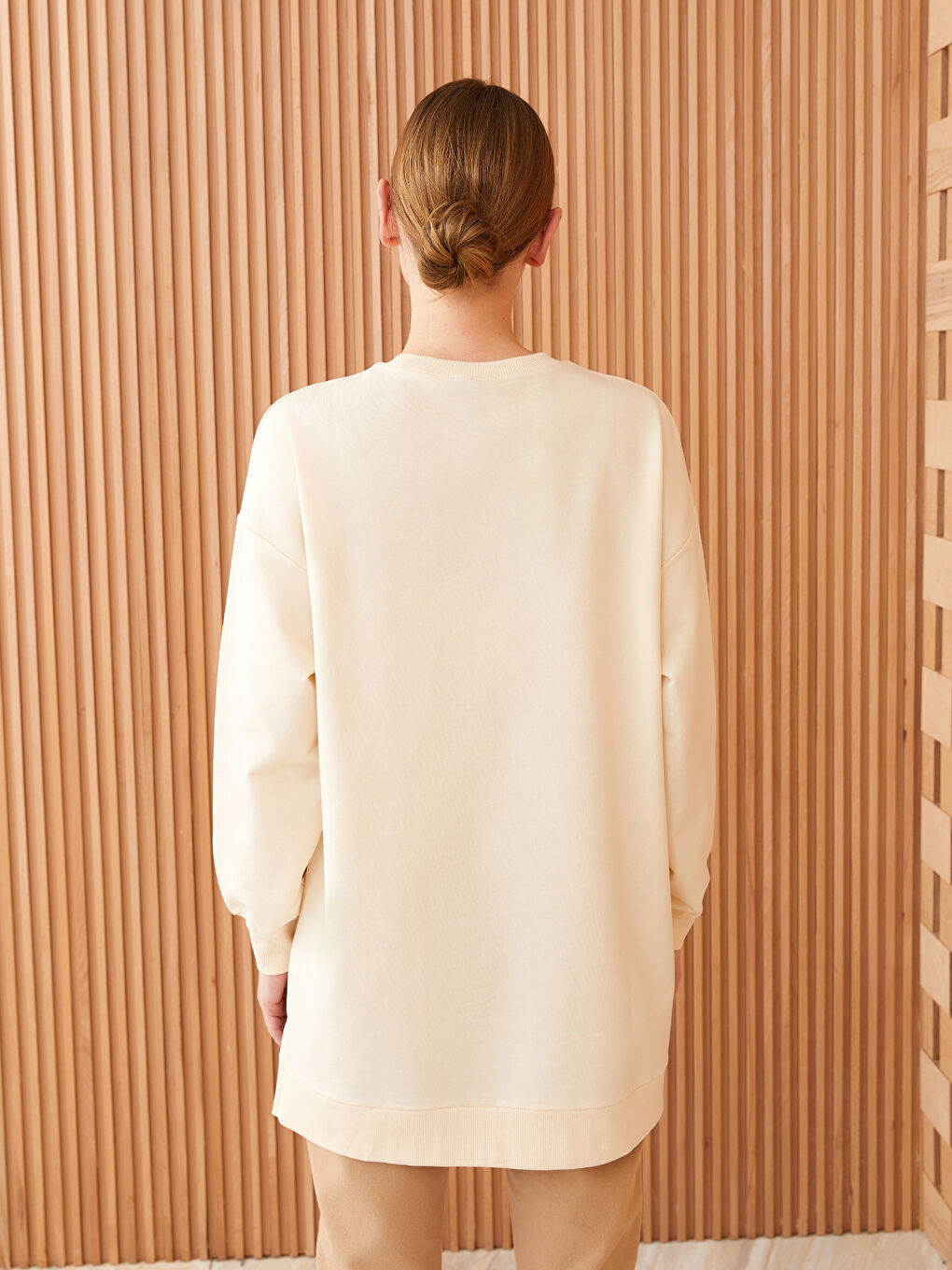 Crew Neck Printed Long Sleeve Women's Sweatshirt Tunic-4