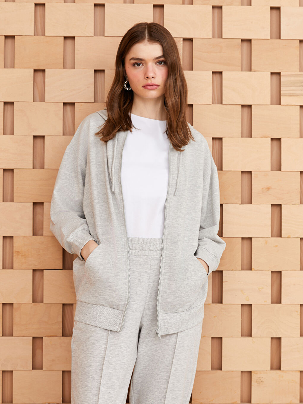 Gri Kapüşonlu Düz Uzun Kollu Oversize Kadın Spor Hırka