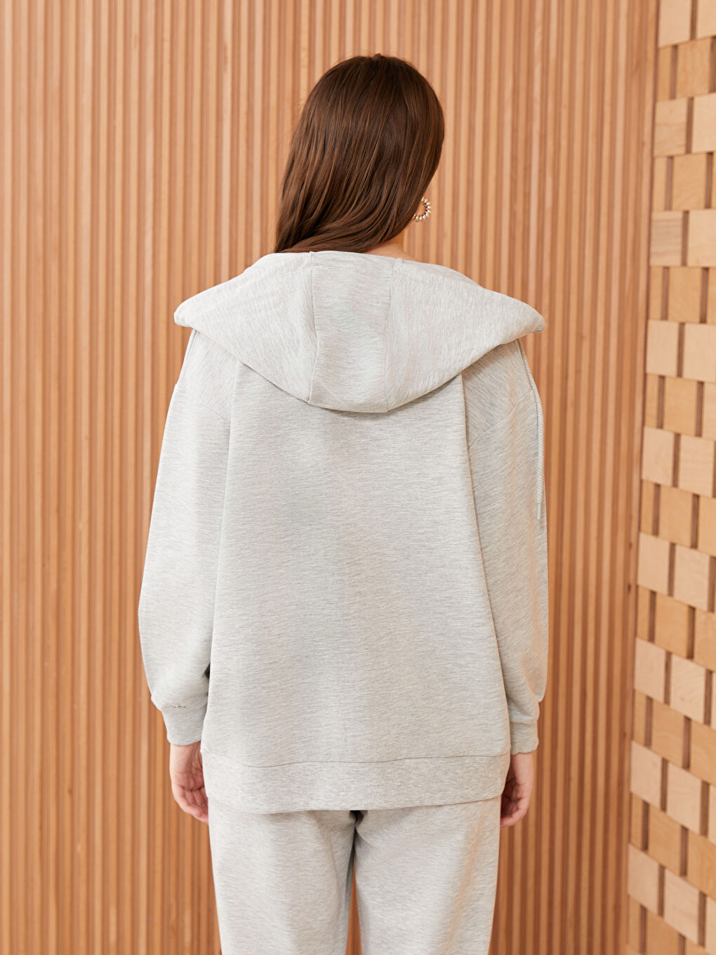 Gri Kapüşonlu Düz Uzun Kollu Oversize Kadın Spor Hırka-4