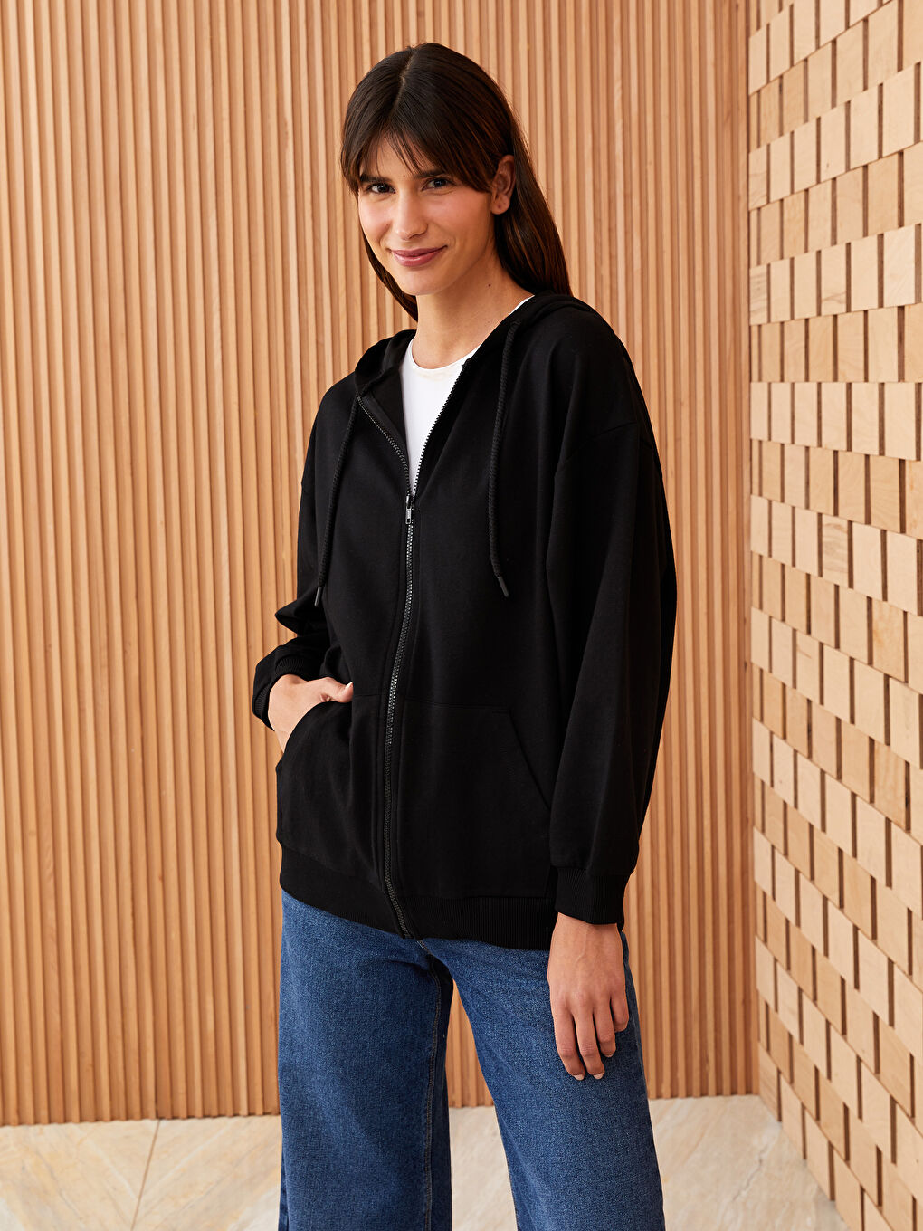 كارديجان رياضي واسع كم طويل بكابوش للسيدات-1