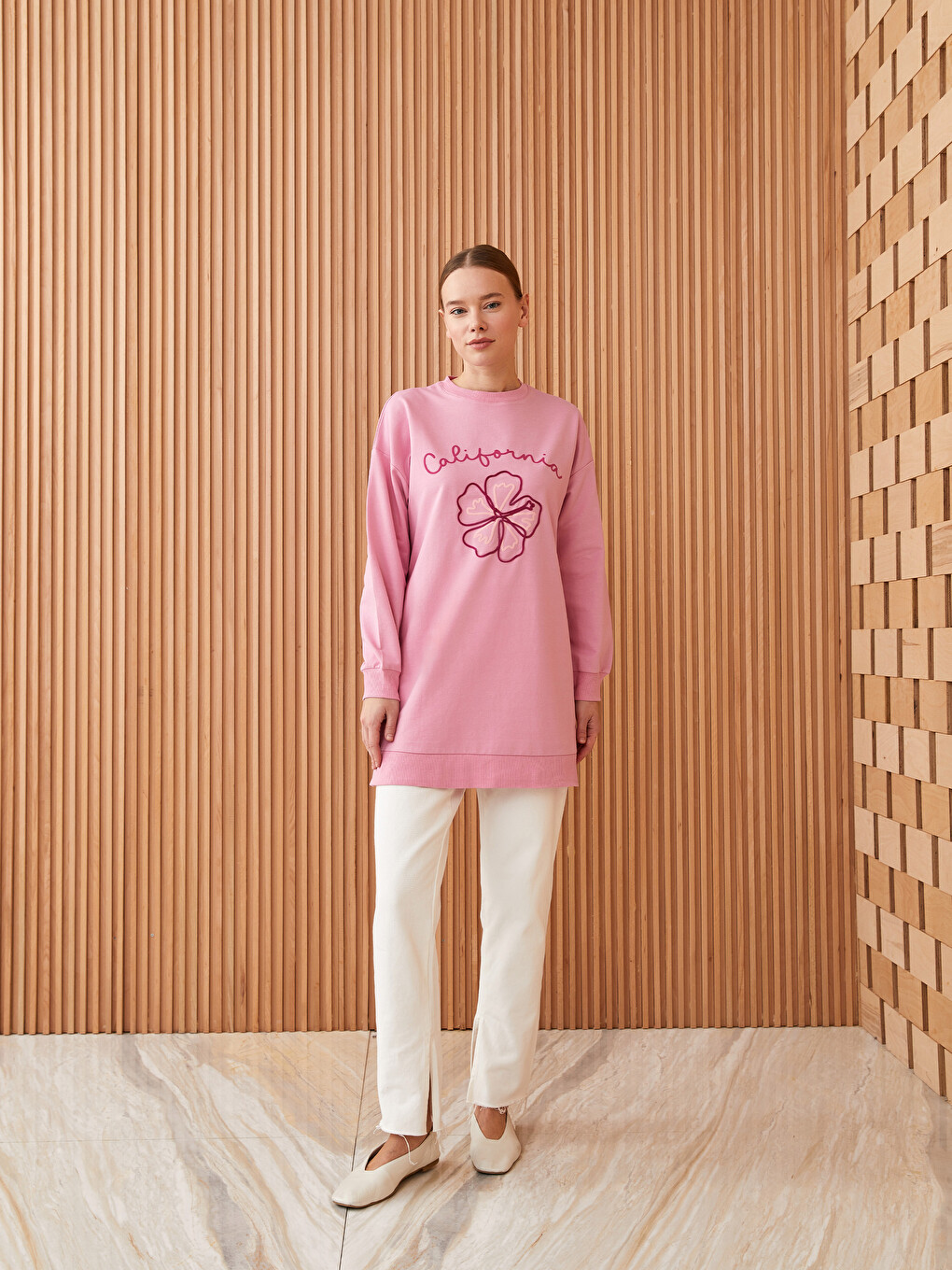 Crew Neck Printed Long Sleeve Oversize Women's Sweatshirt Tunic-2