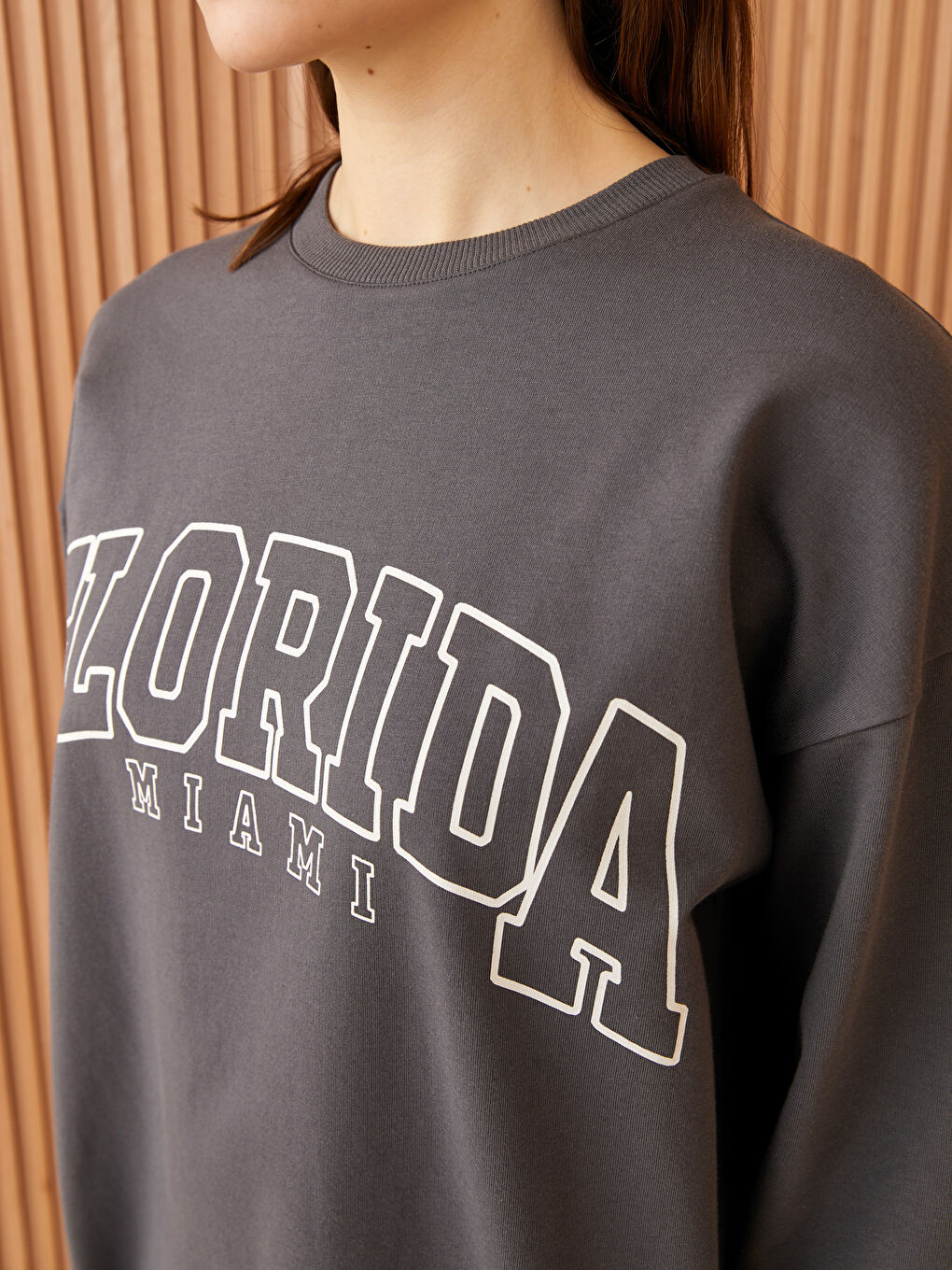 Crew Neck Printed Long Sleeve Oversize Women's Sweatshirt Tunic-3