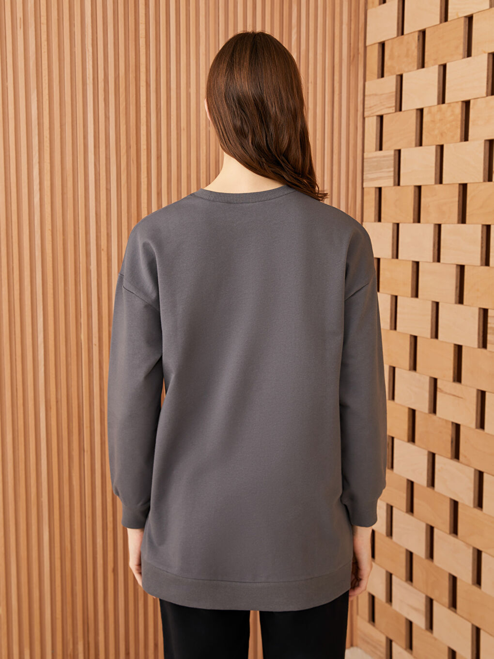 Crew Neck Printed Long Sleeve Oversize Women's Sweatshirt Tunic-4