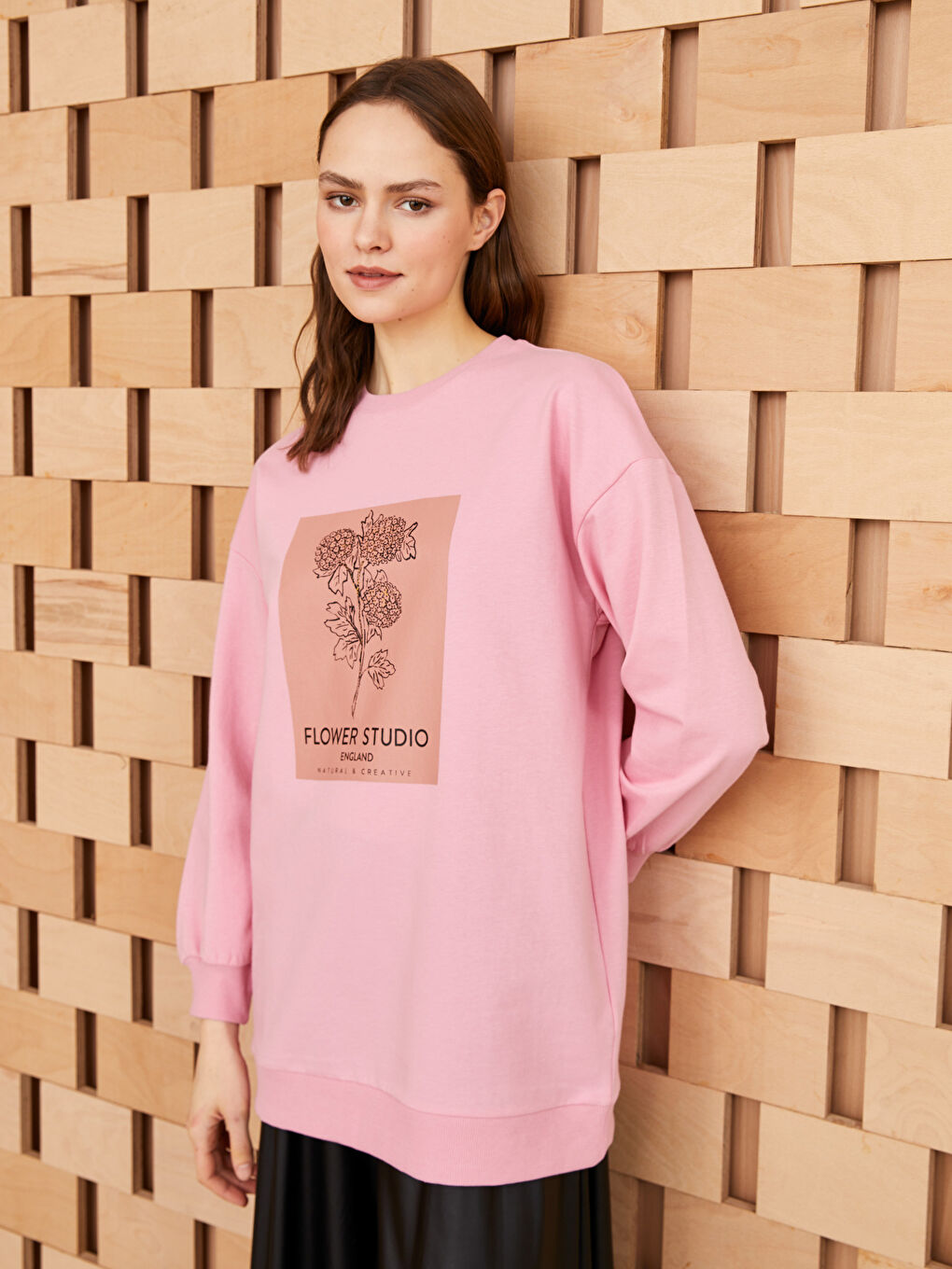 Pembe Kadın Bisiklet Yaka Baskılı Uzun Kollu Sweatshirt Tunik-1