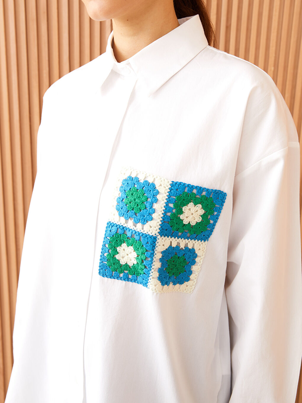 Ekru Desenli Uzun Kollu Kadın Gömlek-3