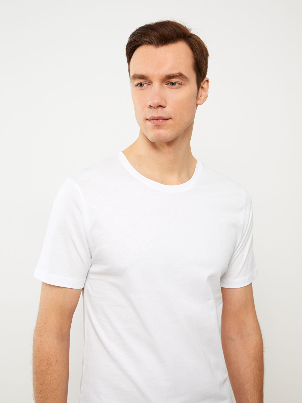 فيست كم قصير بياقة دائرية للرجال-1