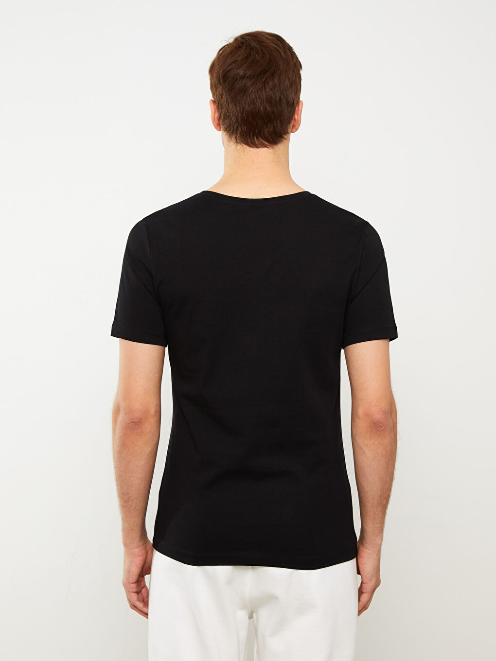 Siyah V Yaka Kısa Kollu Erkek Atlet-4