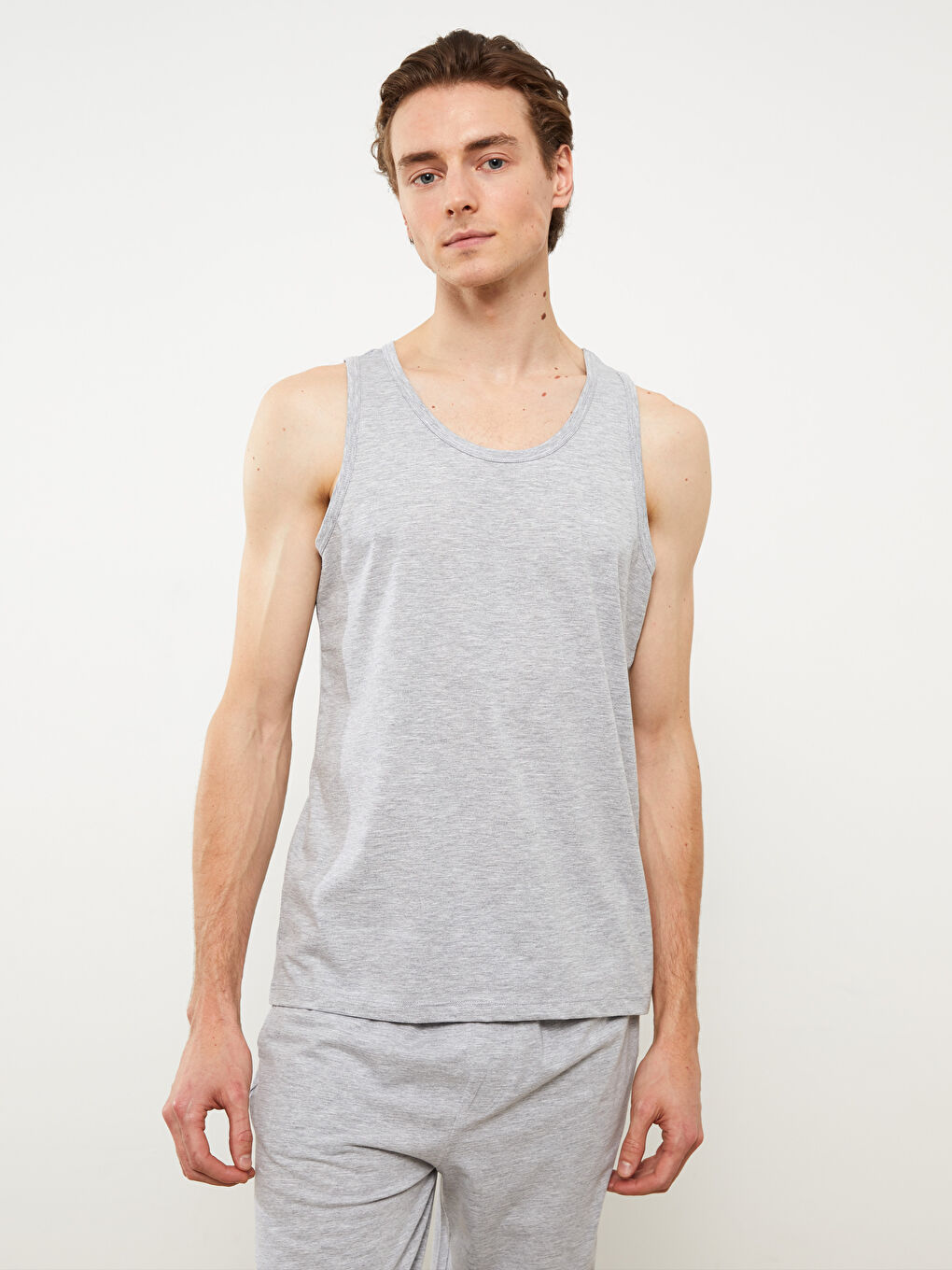 Gri Bisiklet Yaka Kolsuz Penye Erkek Atlet