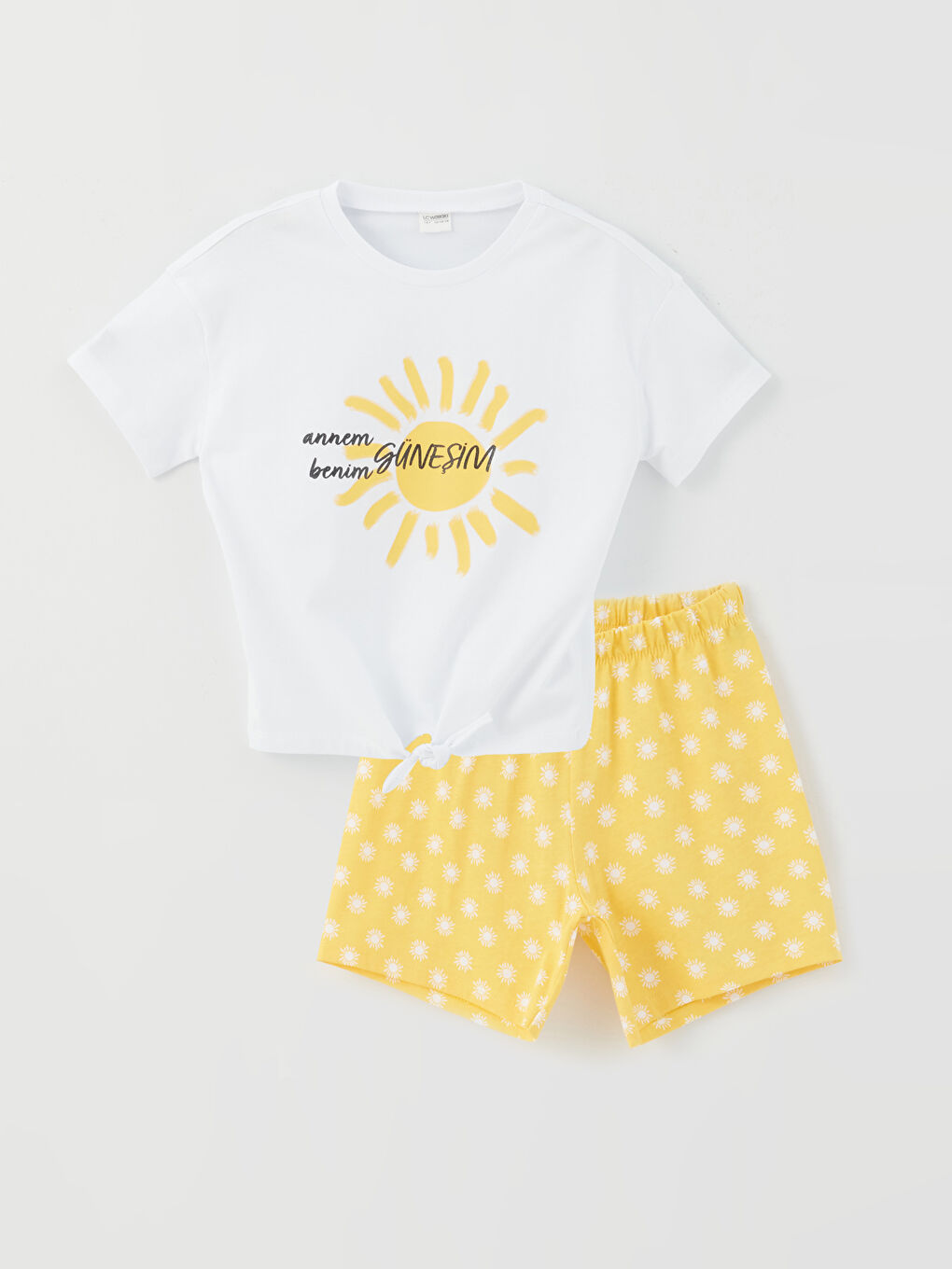 Beyaz Bisiklet Yaka Baskılı Kısa Kollu Kız Çocuk Şortlu Pijama Takımı