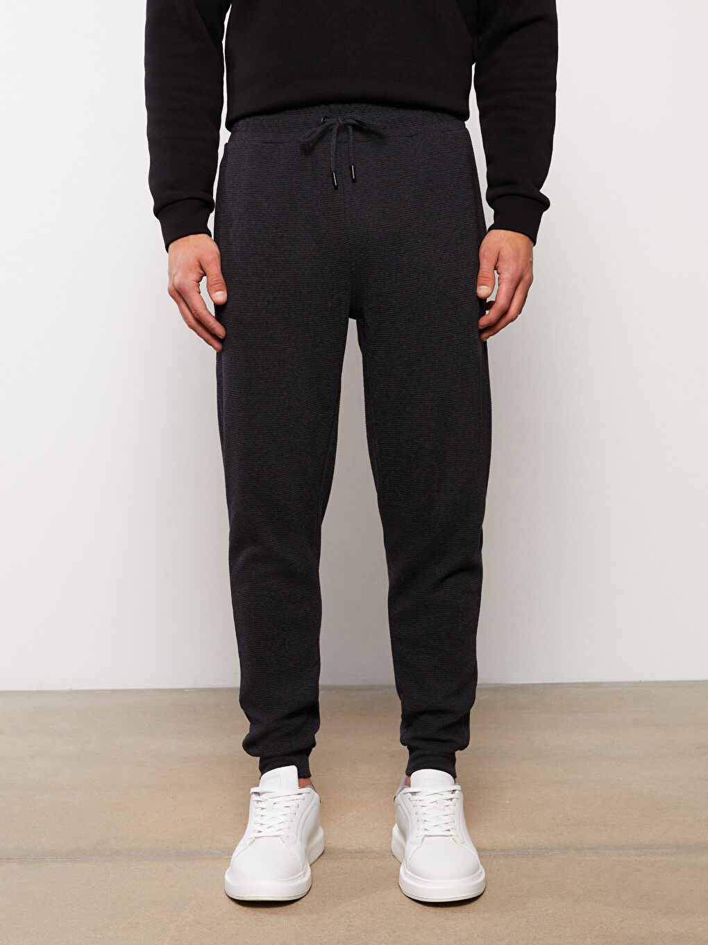 LC Waikiki Slim Fit Men's Jogger Sweatpants -S3FG24Z8-L8N