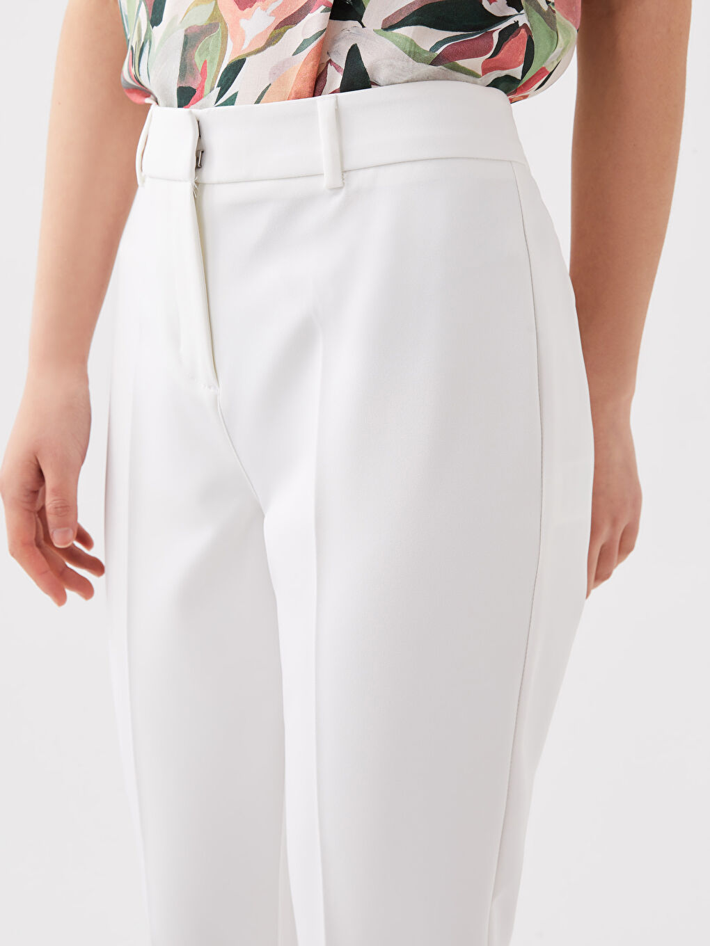 Pantaloni Crep Croială Morcov pentru Femei-1