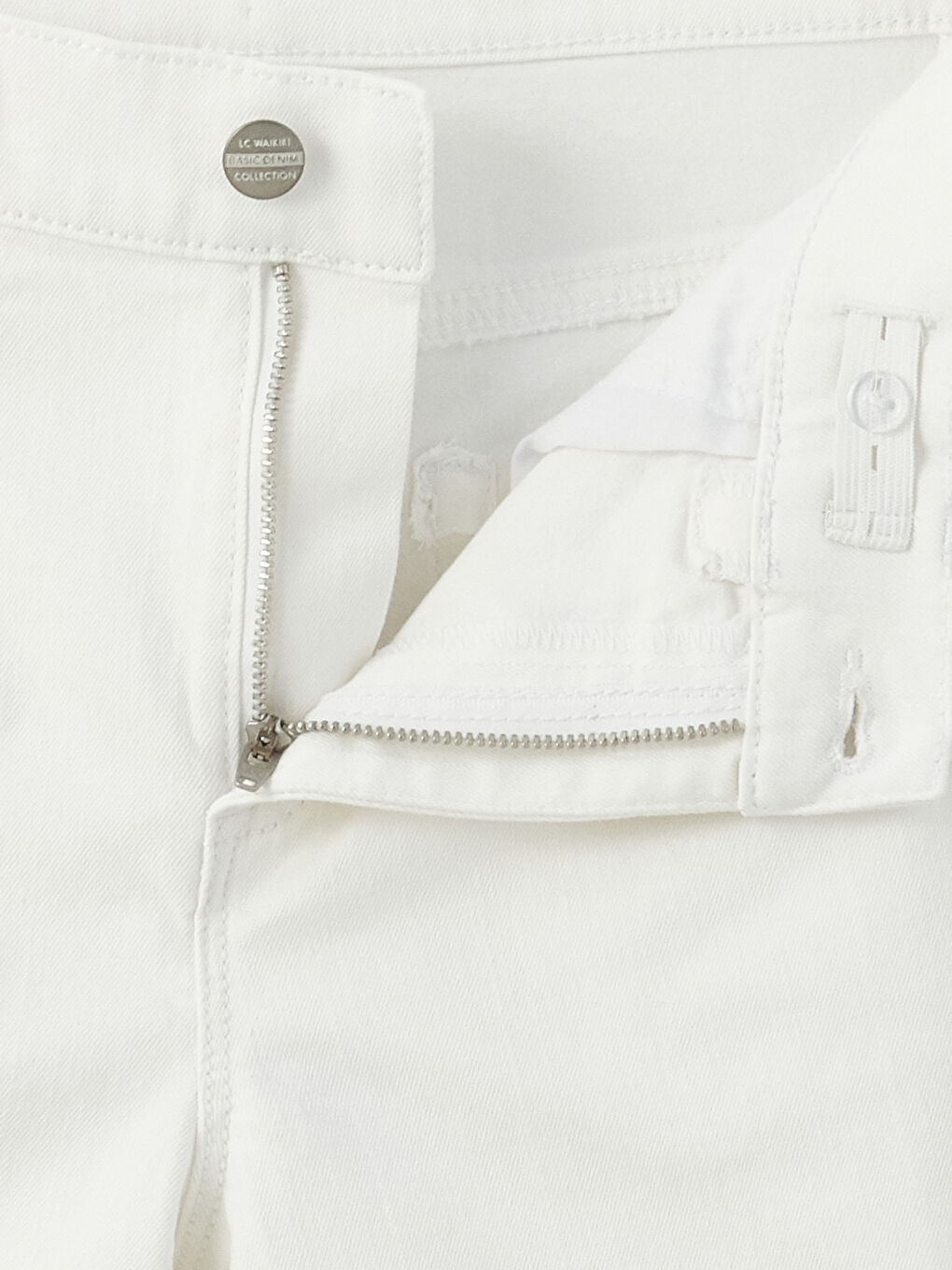 დახეული დეტალებიანი ბიჭის ჯინსის შორტები-4