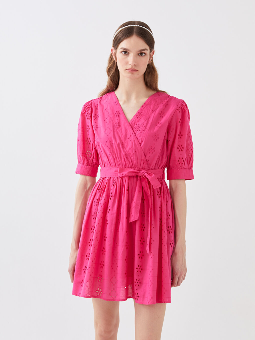 Robe pour Femmes à Col Double Boutonnage, À Motifs, Manches Courtes, Broderie-1