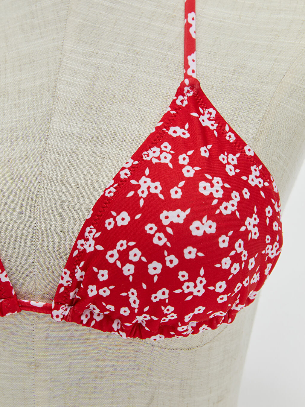 Kırmızı Desenli Boyundan Bağlamalı Kadın Bikini Üst-2