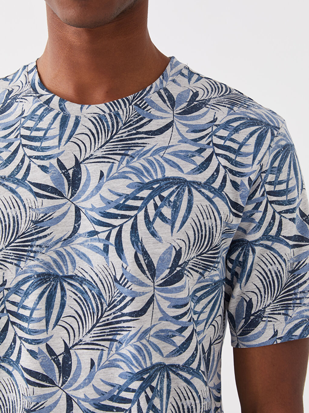 Gri Bisiklet Yaka Kısa Kollu Desenli Penye Erkek Tişört-3