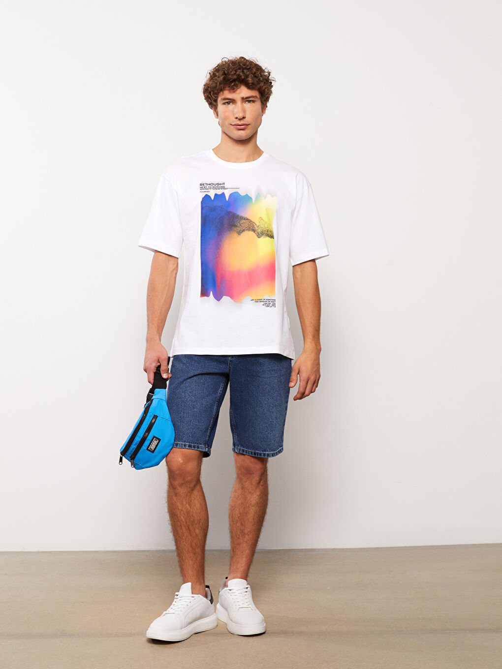 Beyaz Bisiklet Yaka Kısa Kollu Baskılı Penye Erkek Tişört-2